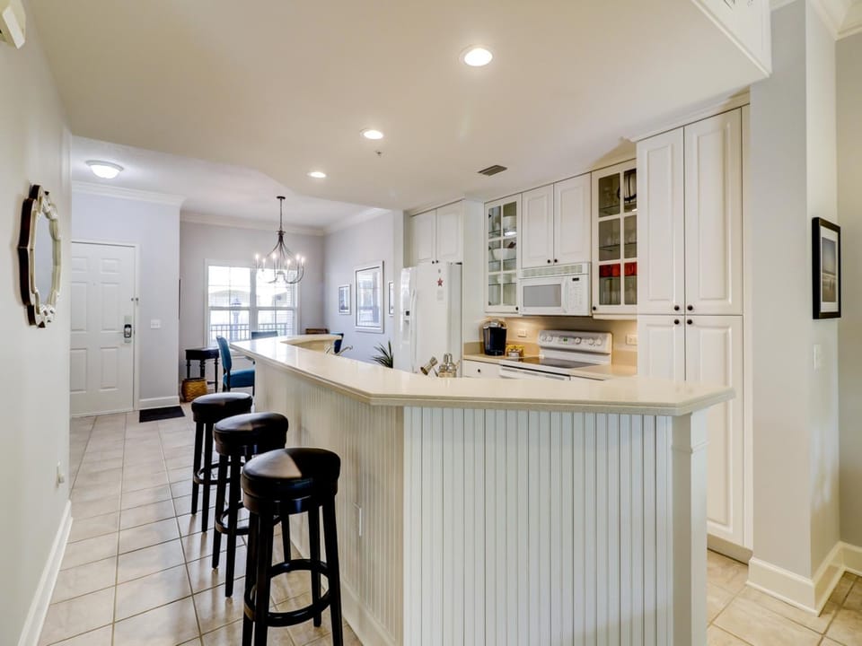 205 North Shore Place House in North Forest Beach
