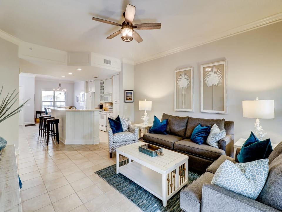 205 North Shore Place House in North Forest Beach