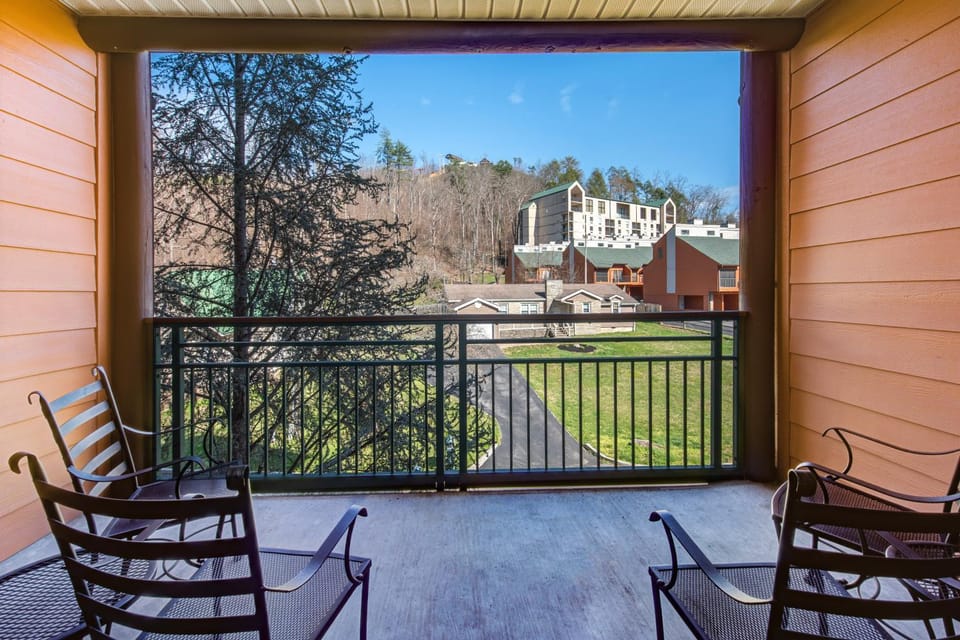 Day, View (from property/room), Balcony/Terrace, Seating area, furniture