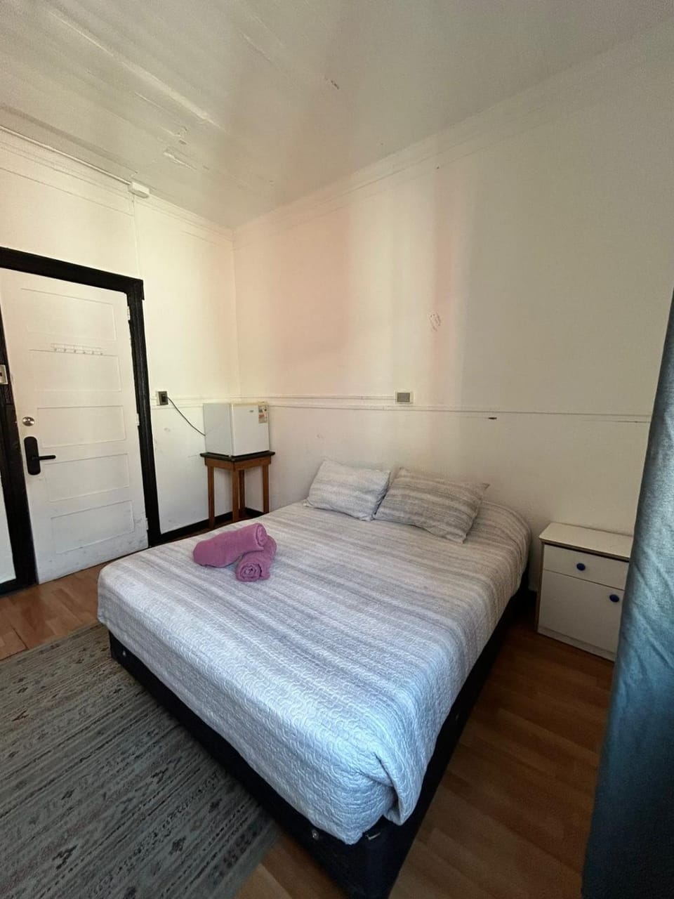 Bed, Photo of the whole room, Bedroom, wardrobe