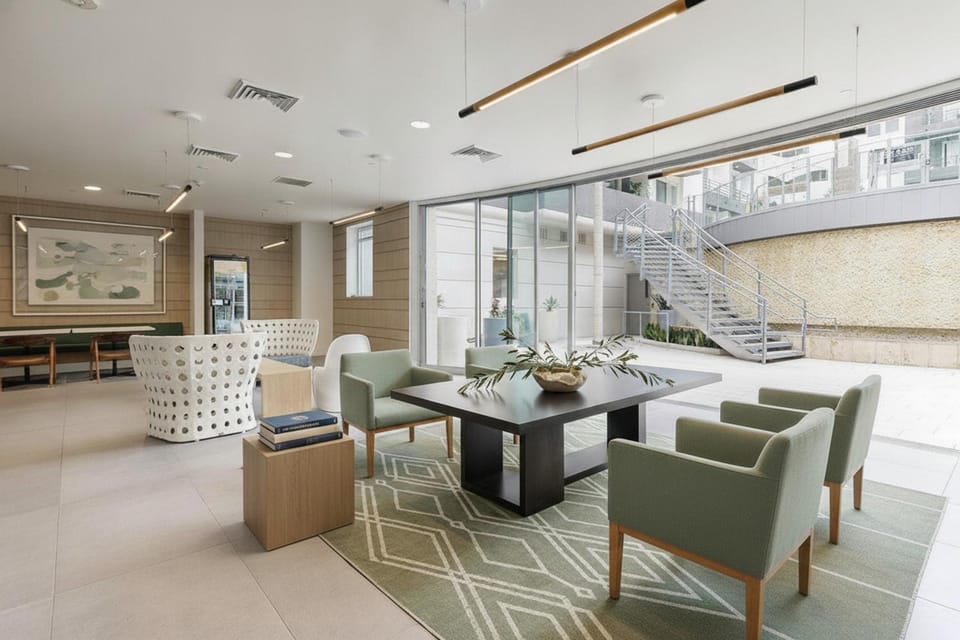 Property building, Business facilities