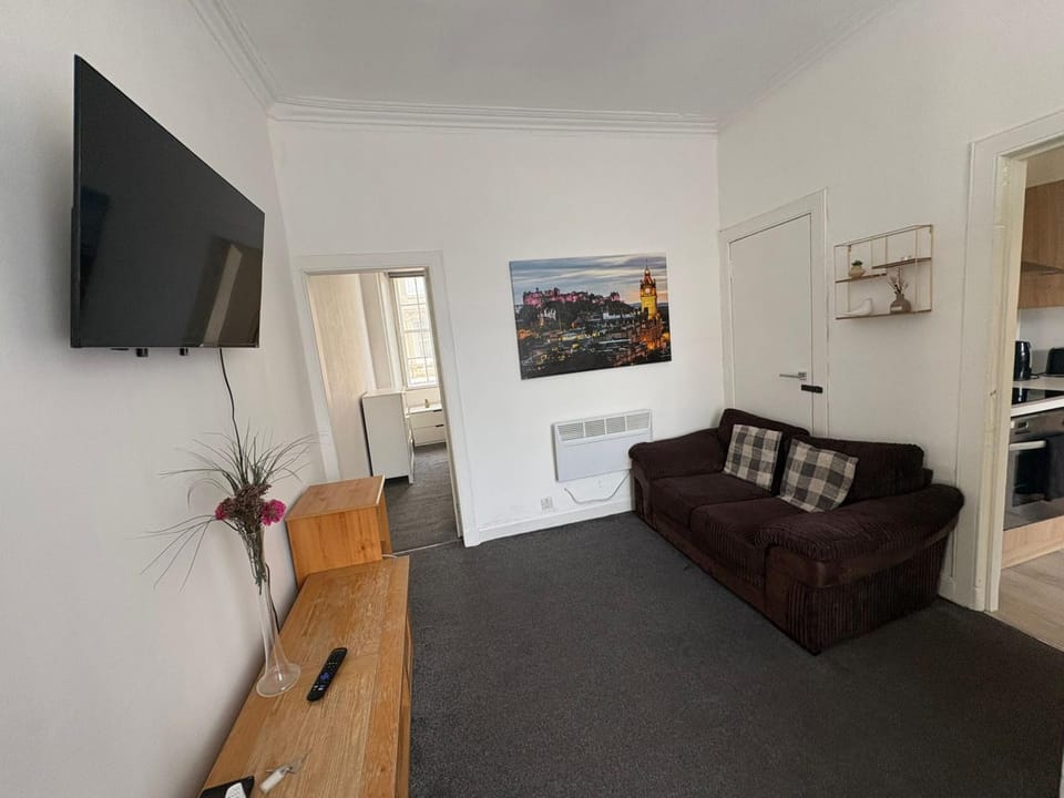 TV and multimedia, Seating area, heating