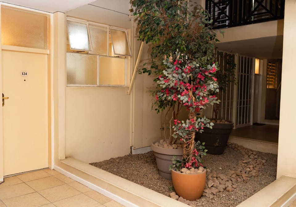 Sandton Serenity B&B Bed and Breakfast in Sandton
