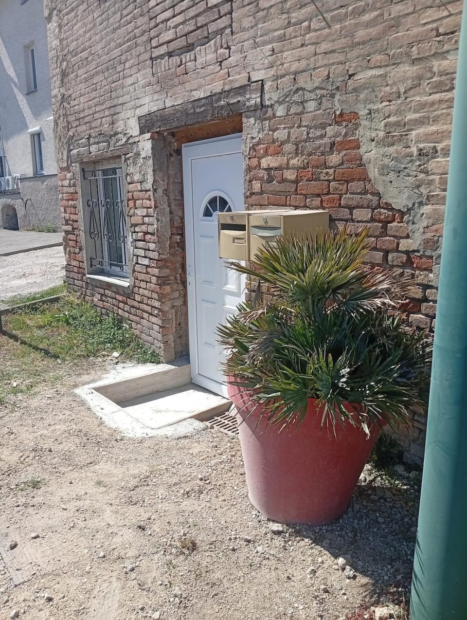 Studio Cozy Chavanay Apartment in Auvergne-Rhône-Alpes