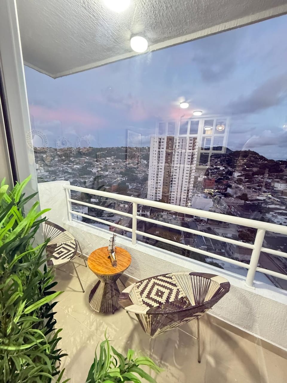 Modern Cozy Apt near Marbella Beach & Old City Cartagena Apartment in Cartagena