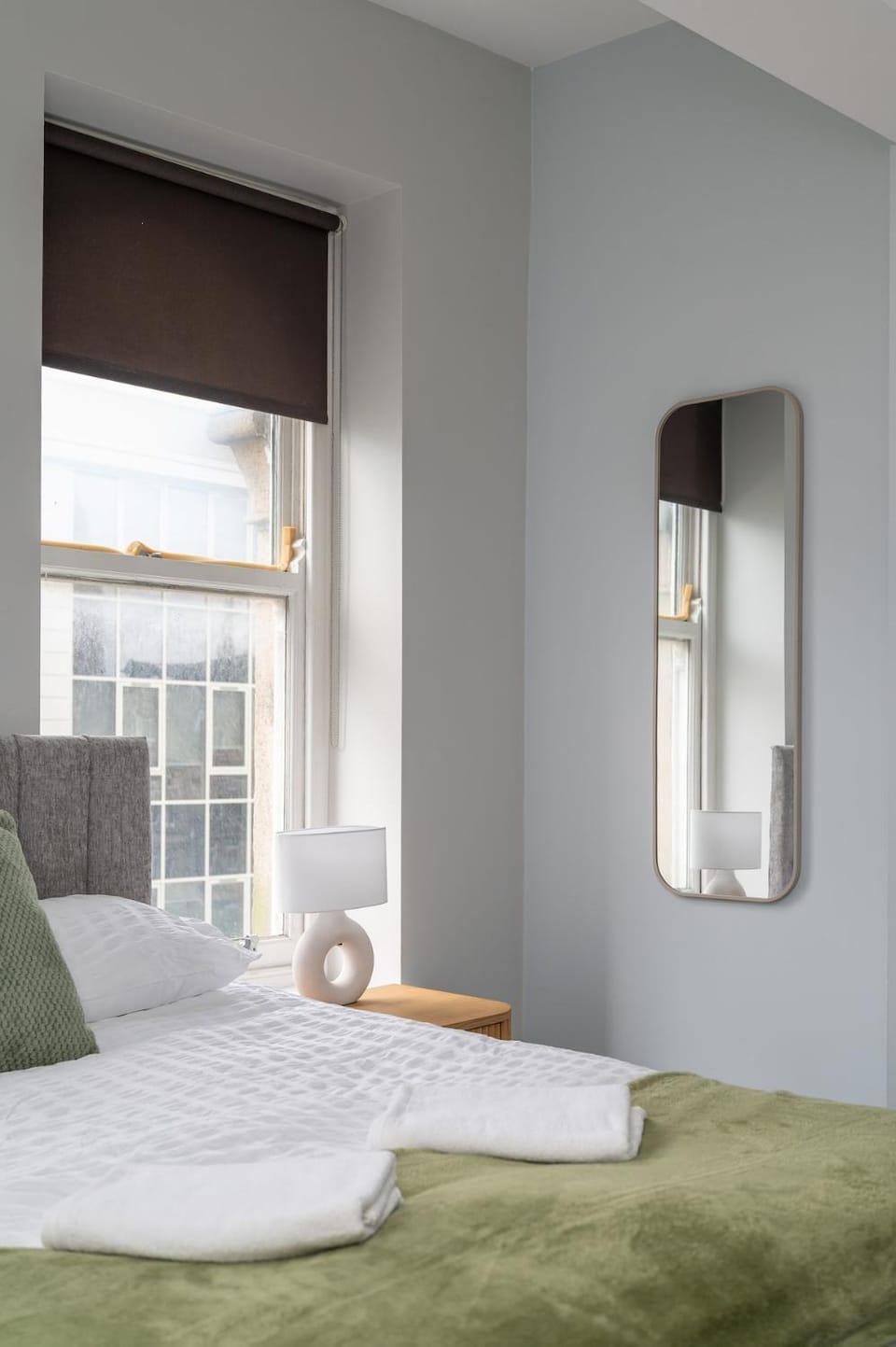 NEW 2BR | HG1 | By Bettys | Opposite Train Station Apartment in Harrogate