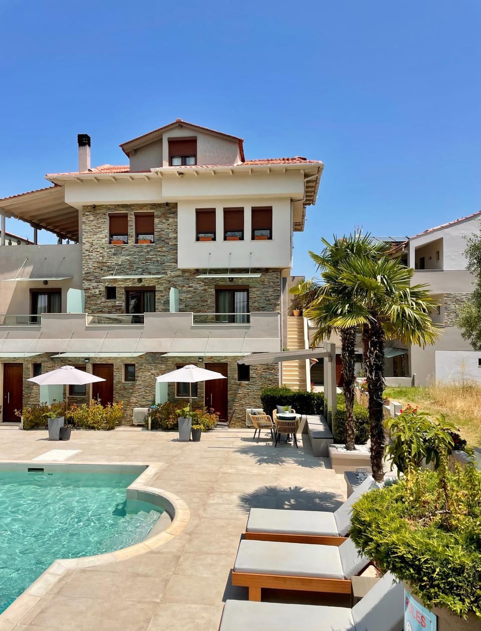 Property building, Swimming pool