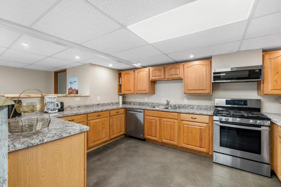oven, stove, kitchen