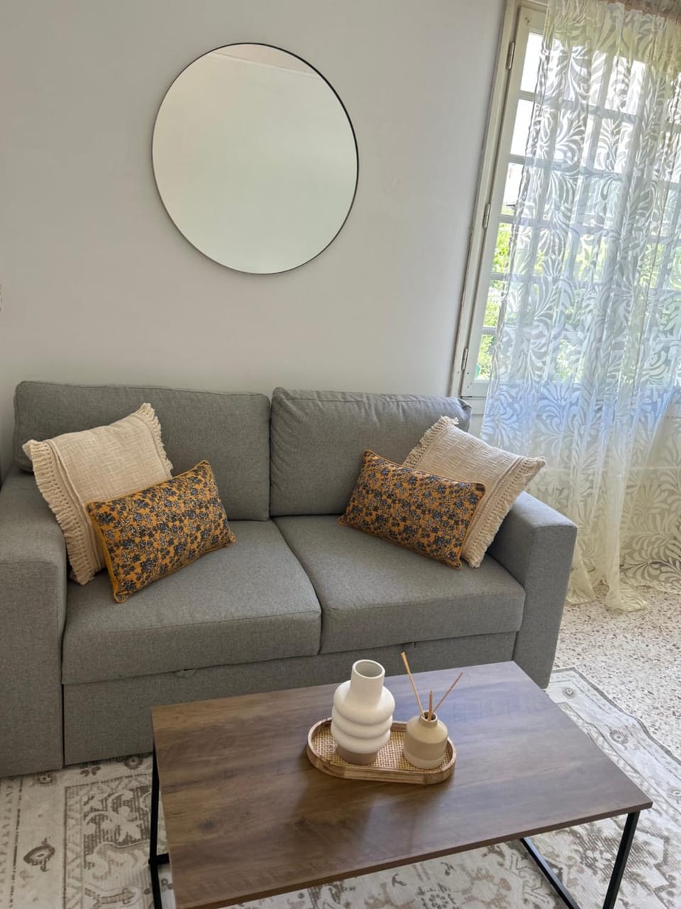 Living room, Seating area