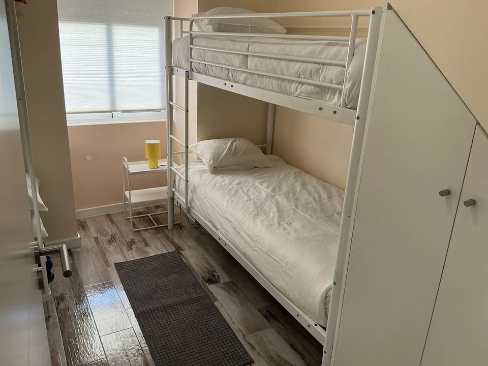 Bed, bunk bed