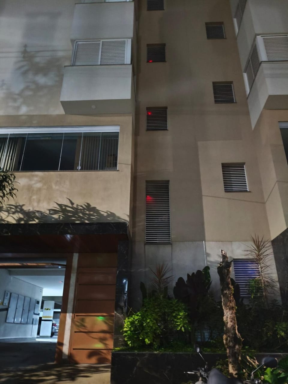 Apartamento a poucos minutos da UFV 950m Apartment in State of Rio de Janeiro