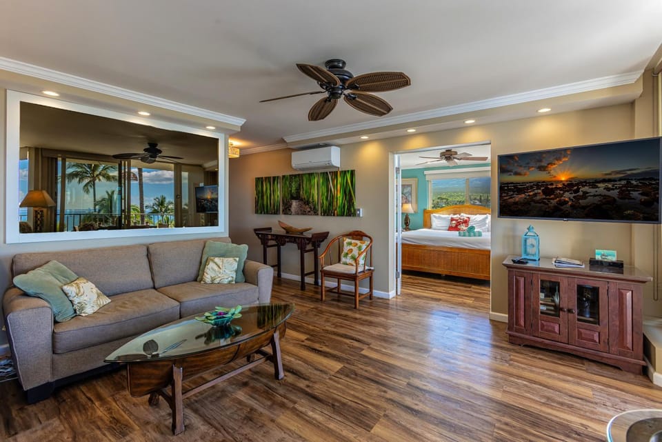 Hale Pau Hana #707 Ocean Front, Central AC, Oceanfront Complex Apartment in Kihei