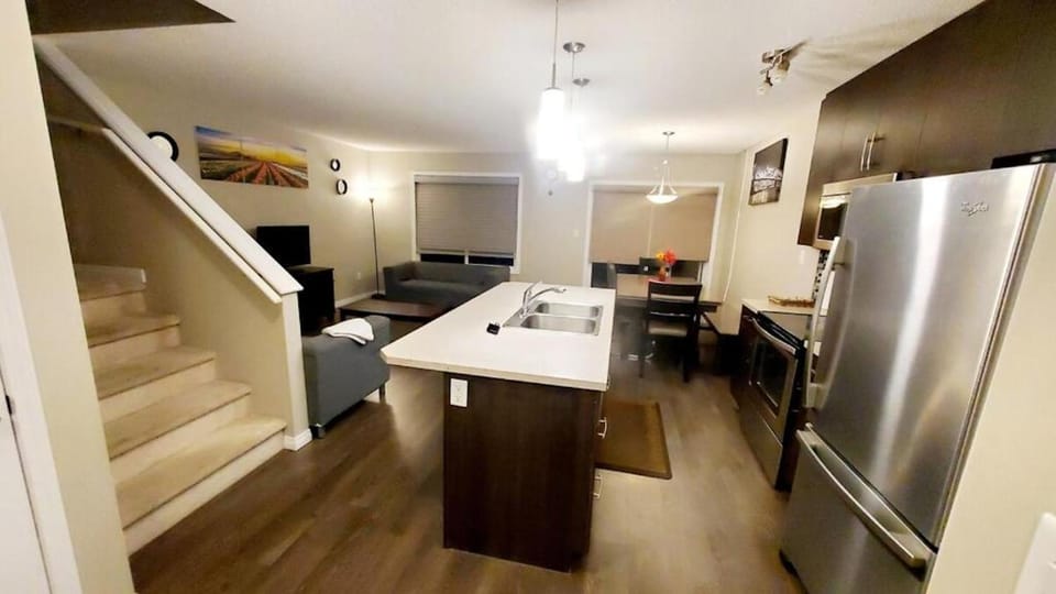 Living room, Dining area, kitchen