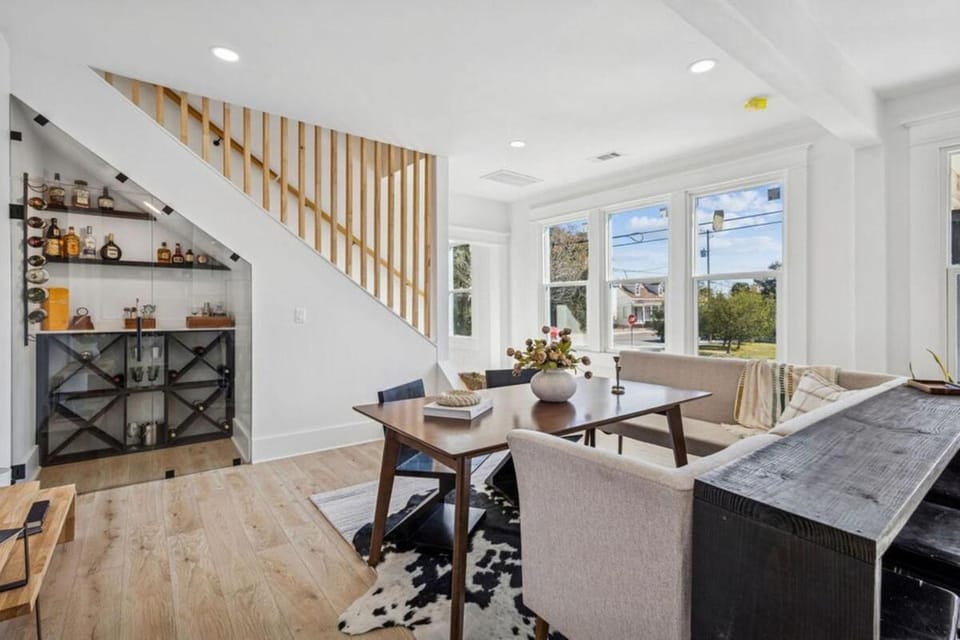 Wright Street Royale- NEW Downtown with Pool! House in Pensacola