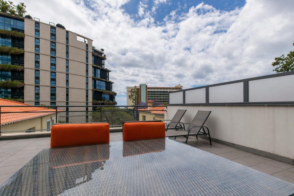 Property building, Patio, Day, View (from property/room), Balcony/Terrace, sunbed