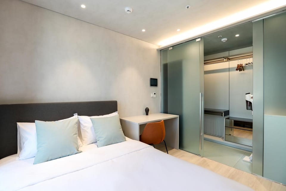 Bed, wardrobe