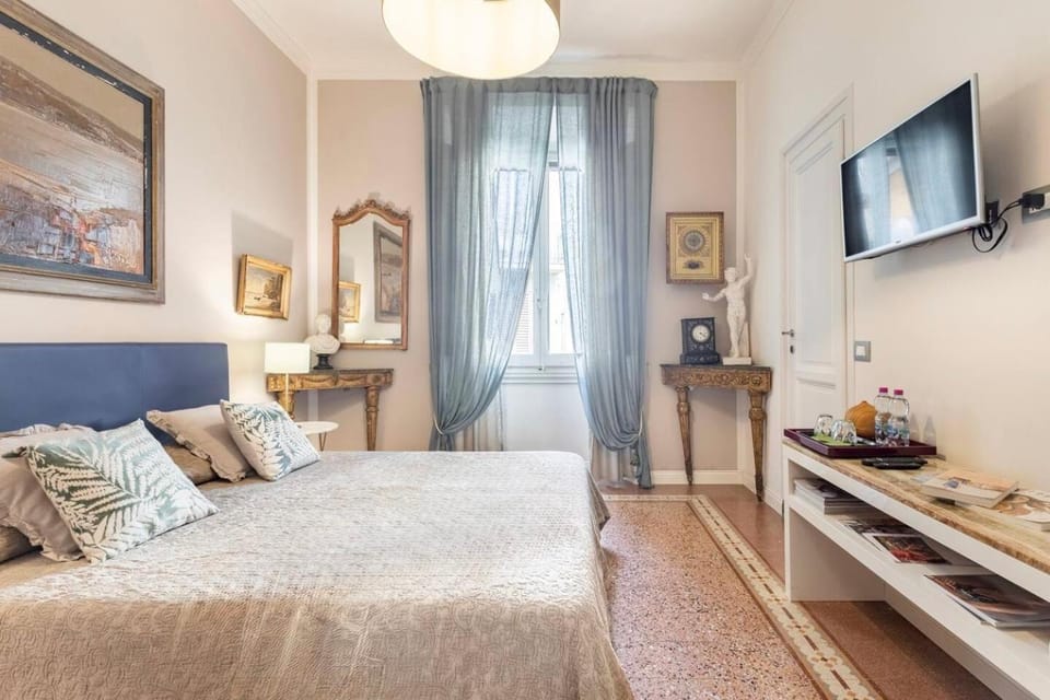Mercuryhouse - Adults Only Bed and Breakfast in Florence
