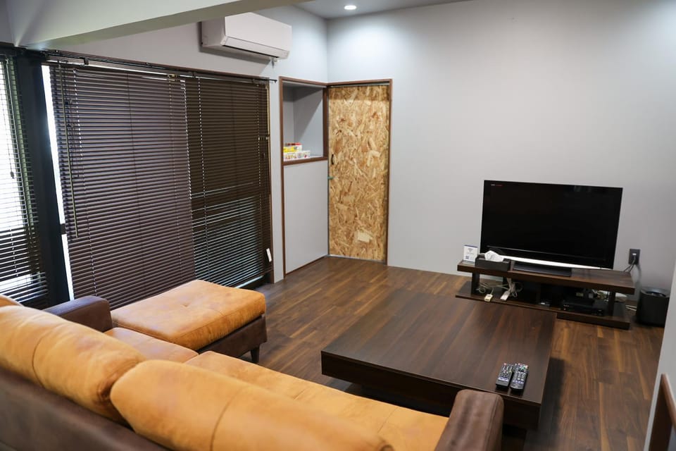 Communal lounge/ TV room, Communal lounge/ TV room, Living room