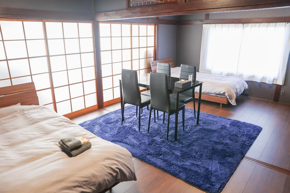Bed, Living room, Photo of the whole room, Bedroom