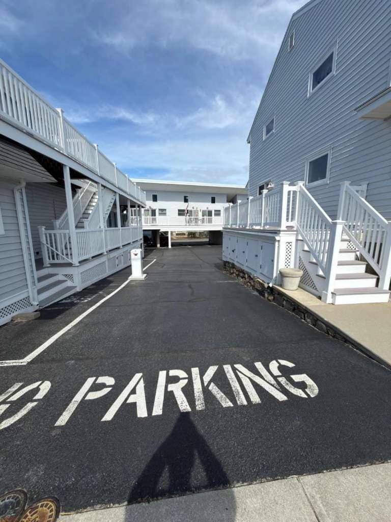 Oceanview Loft York Apartment in York Beach