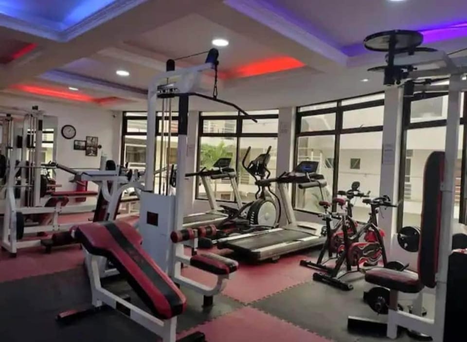Kandi Palace 10th floor Netflix Free Maid 55sqm Apartment in Angeles