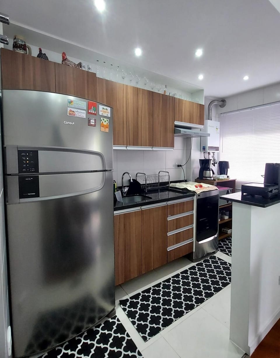 Apto suíte Centro agua quente a gás! Apartment in São José dos Pinhais