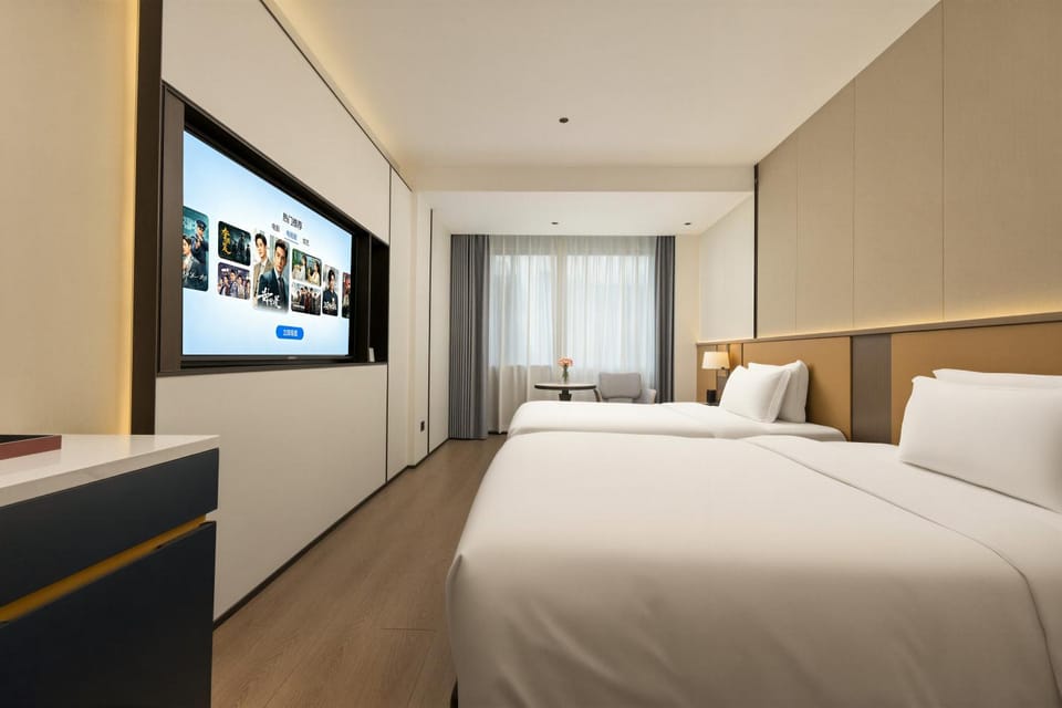 西安悦廷华逸酒店钟鼓楼地铁站店 Hotel in Xian