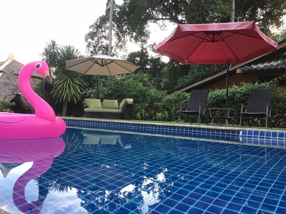 Swimming pool, Swimming pool