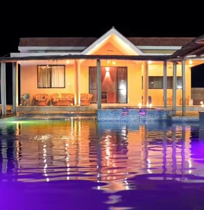 Aaliya Farm House Apartment in New Delhi