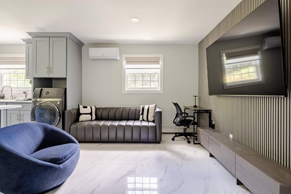 Modern 1BR Near Woodbury Commons House in Highland Mills