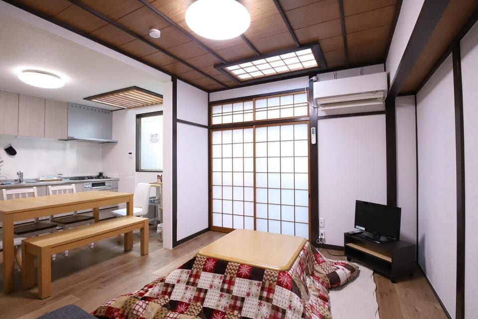 HAT Sanjo T 7 min walk from Nara station HAT三条T奈良駅徒歩7分の一軒家貸切 House in Japan