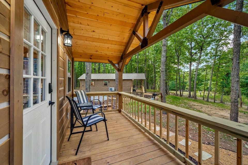 Escape to a Charming Cabin with Hot Tub & Covered Porch in Mentone, Alabama Cabin in Alabama