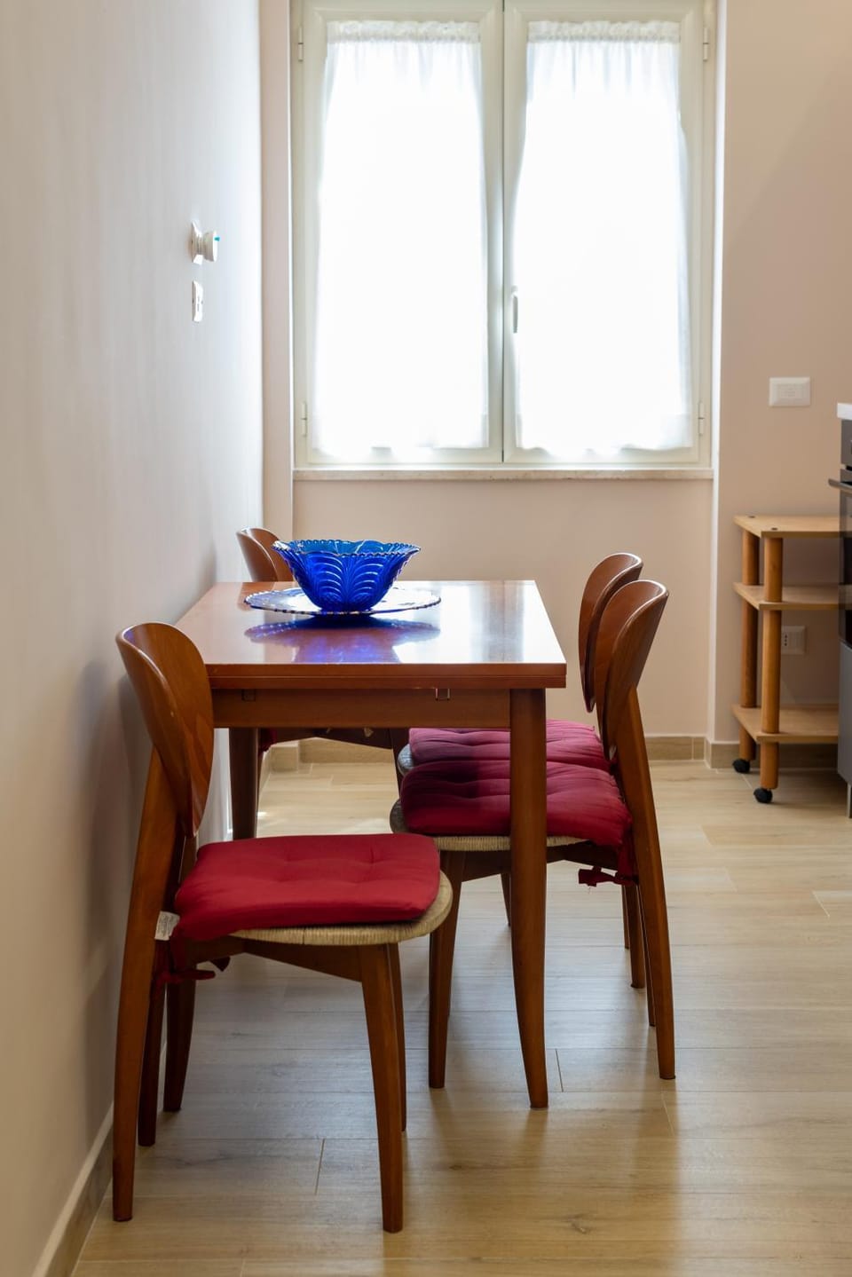 View (from property/room), View (from property/room), Kitchen or kitchenette, Inner courtyard view, heating, toaster, kitchen, kitchen
