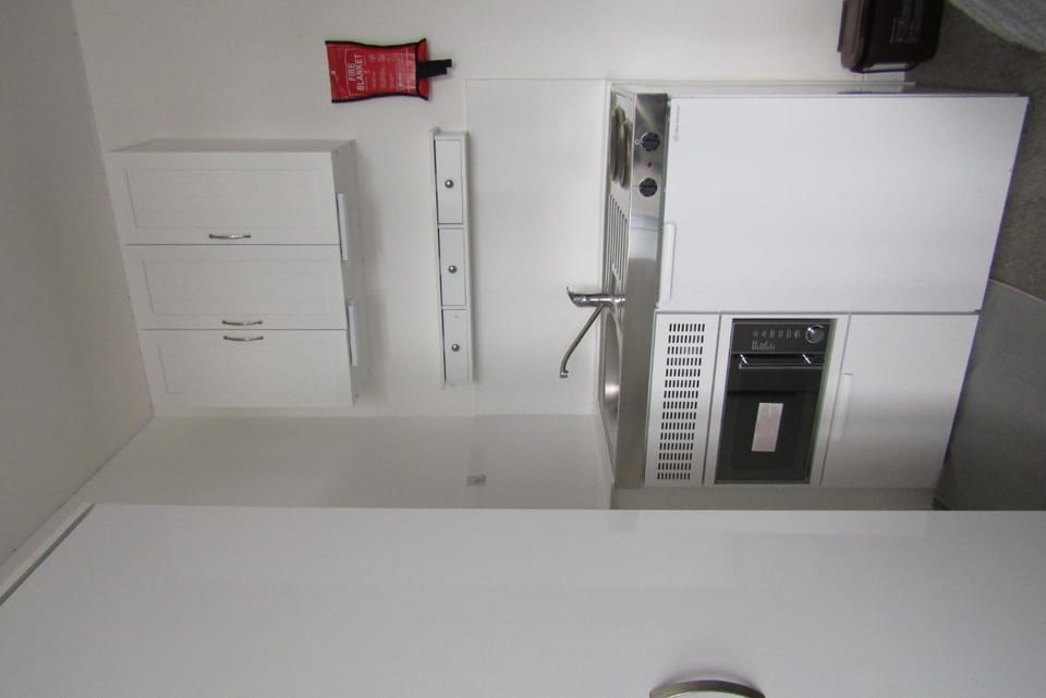 microwave, oven, kitchen