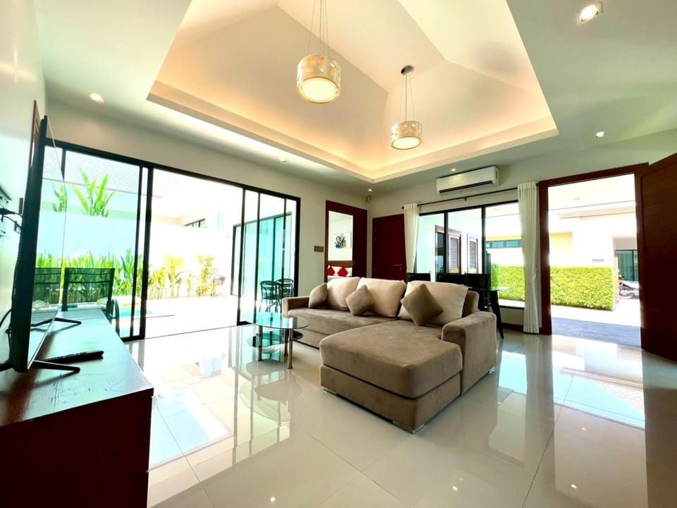 Katerina pool villa phuket Luxury3 Nature lodge in Chalong