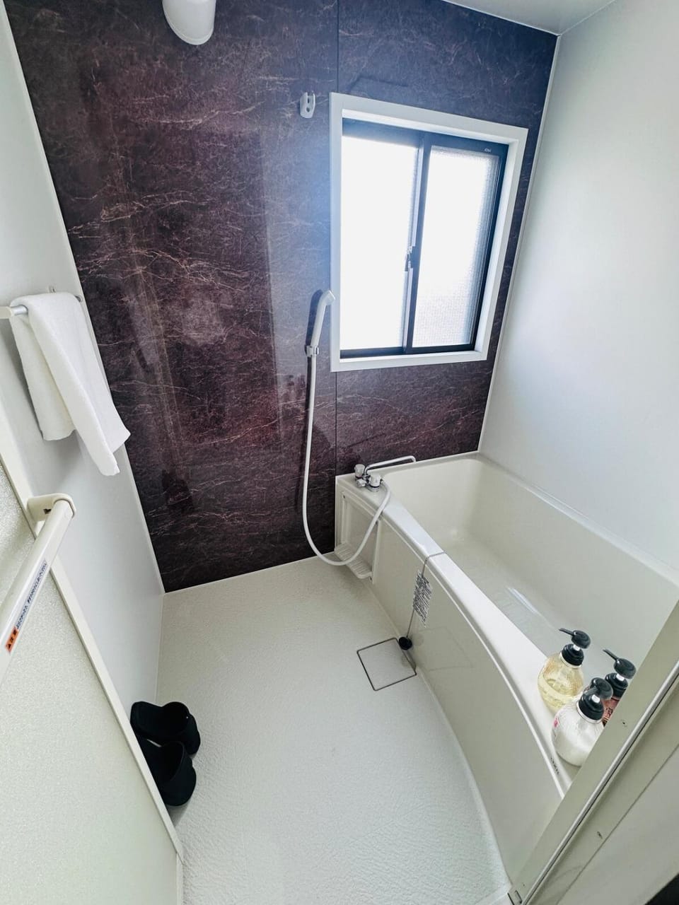 中川西4階 Apartment in Osaka