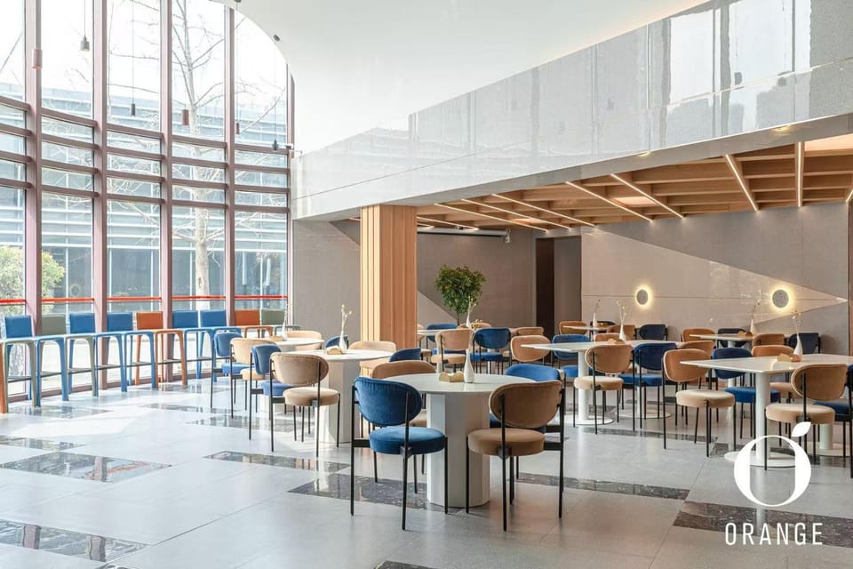 Restaurant/places to eat, Restaurant/places to eat