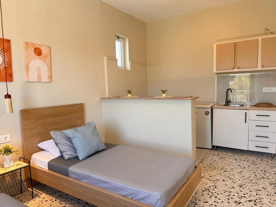 Property building, Bed, Kitchen or kitchenette