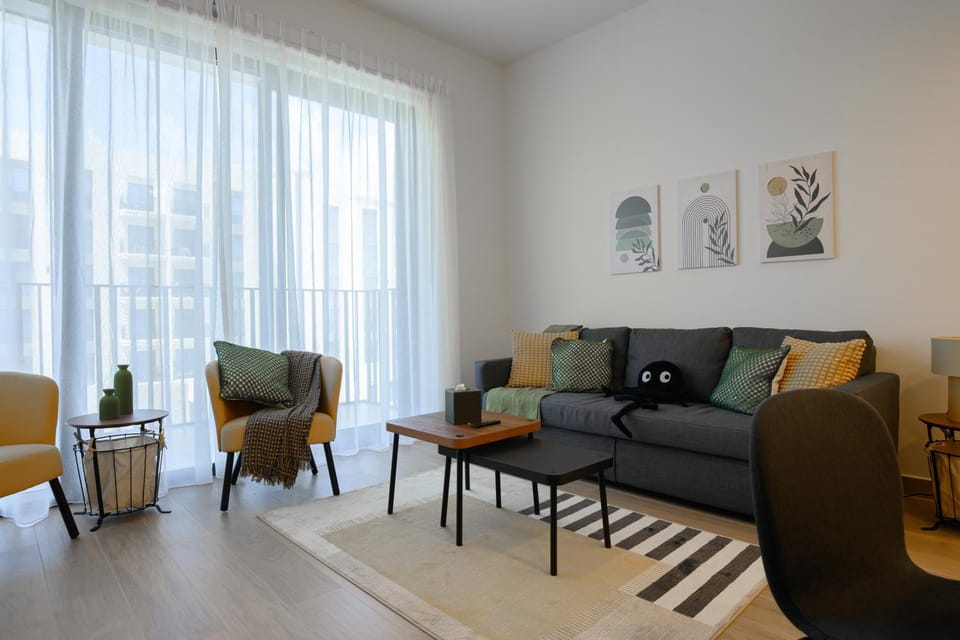 Cozy and Modern 1BR , Prime Location Apartment in Dubai