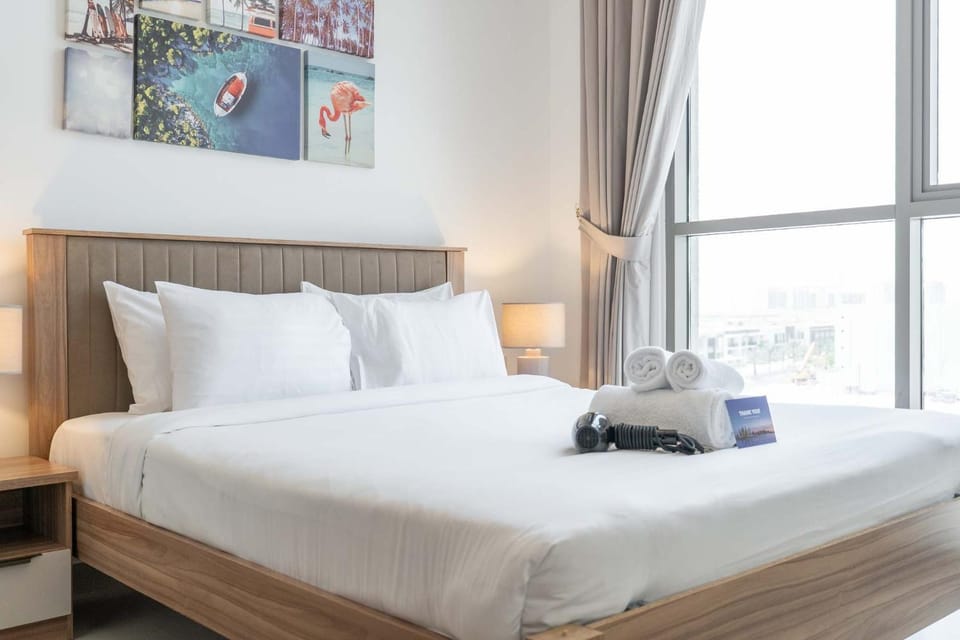 Free housekeeping visits during your stay - StayShort - Elegant 1BR Apartment in Jebel Ali with Pool Apartment in Dubai