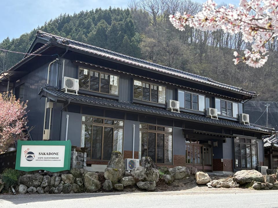 Property building, Spring, Day, Natural landscape, Mountain view
