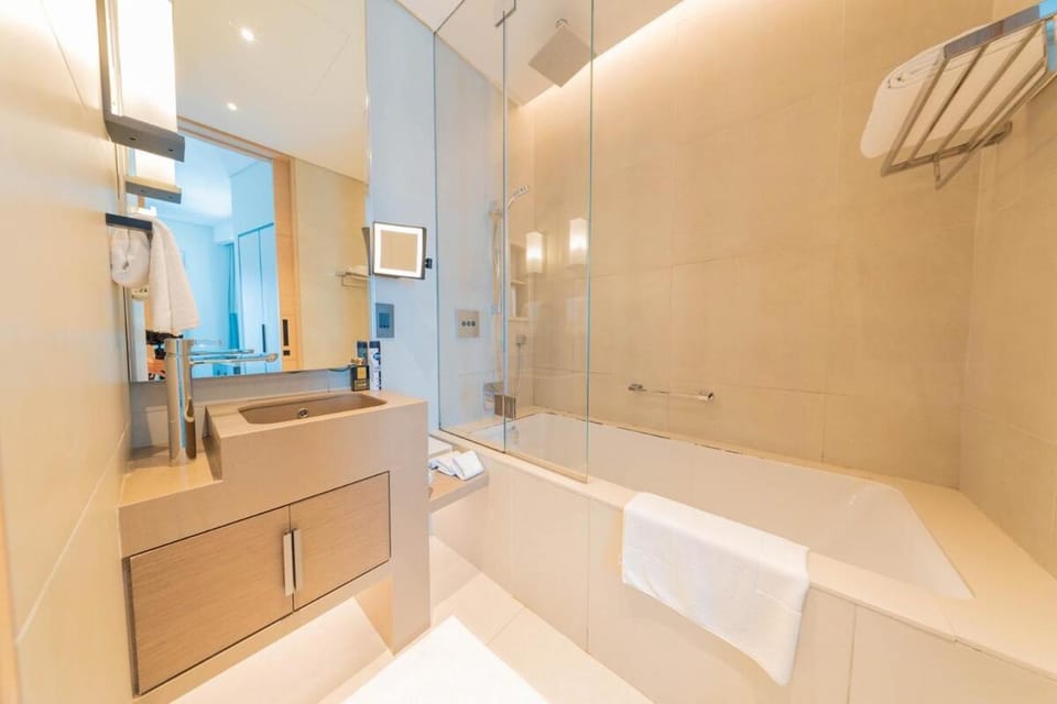 1 br Apt in The Address Jumeirah Beach Resort Apartment in Dubai