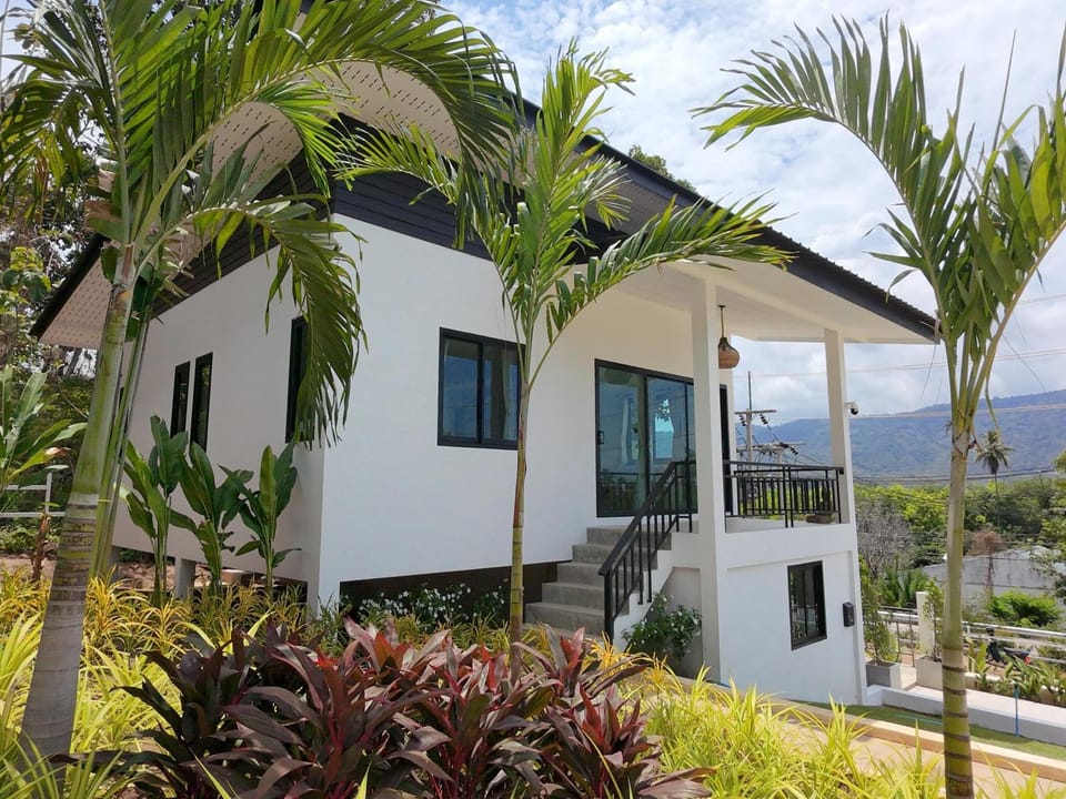 Balcony/Terrace, Garden view, Mountain view