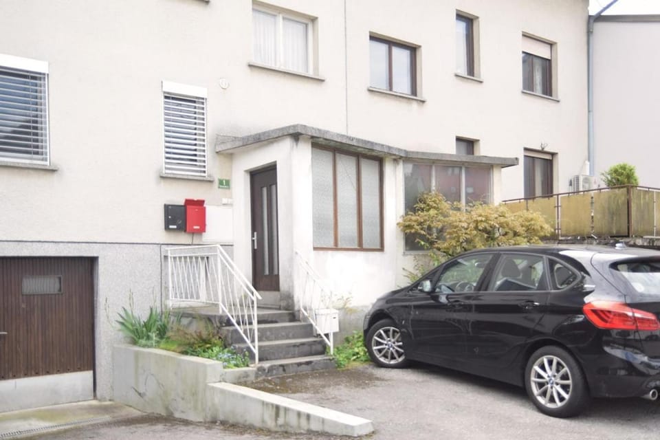 Blossoming Hidden Nest with Garden Apartment in Ljubljana