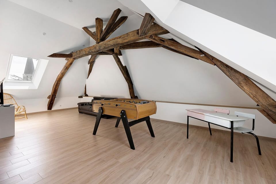 Property building, Living room