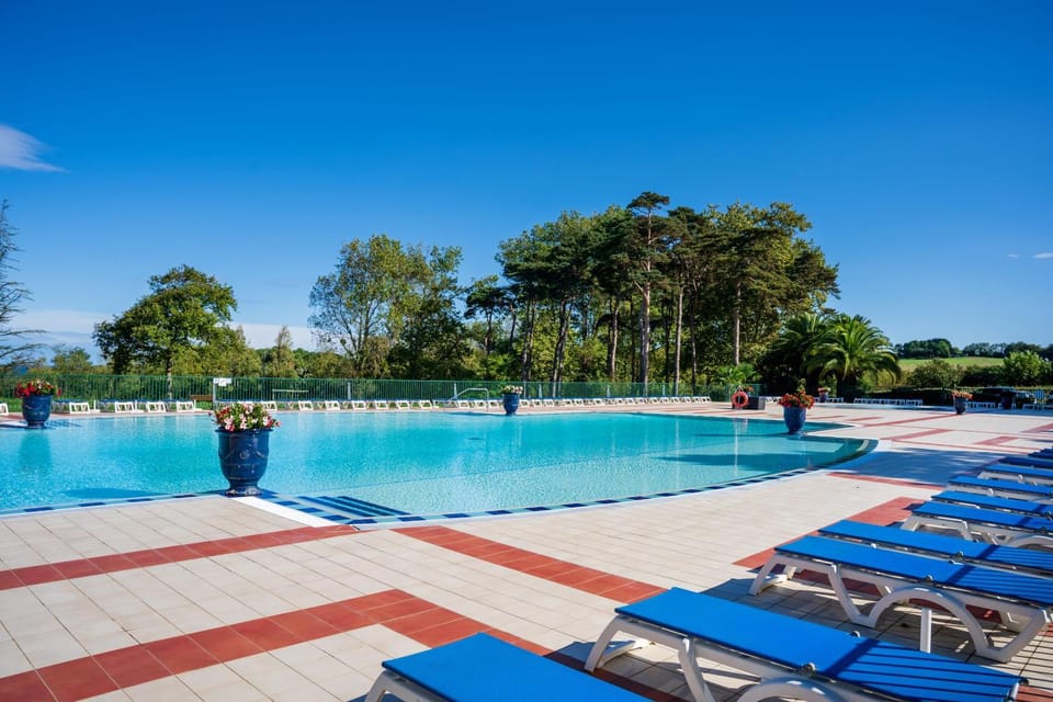 Property building, Living room, Swimming pool