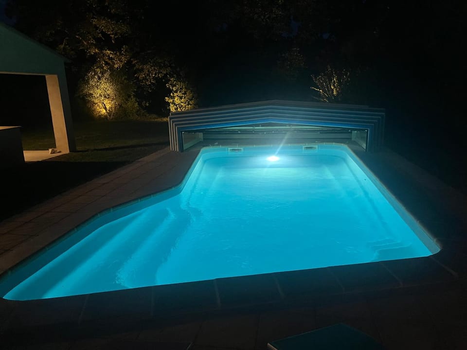 Charmante maison avec piscine dans le Vaucluse Villa in Ménerbes
