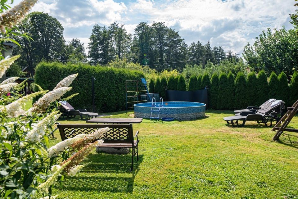Garden, Pool view