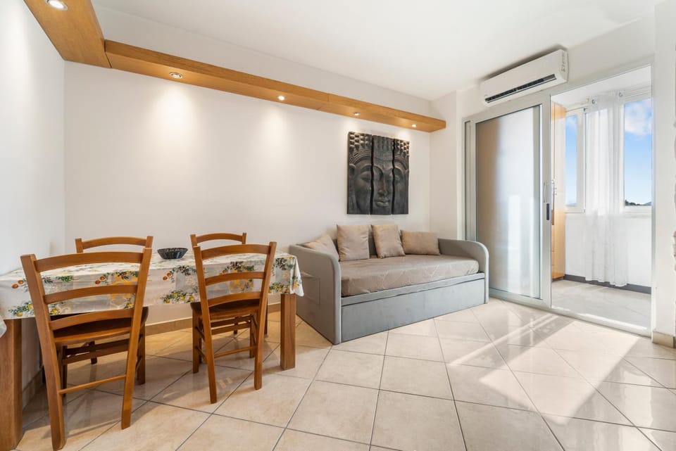 Home Karalis Apartment in Cagliari