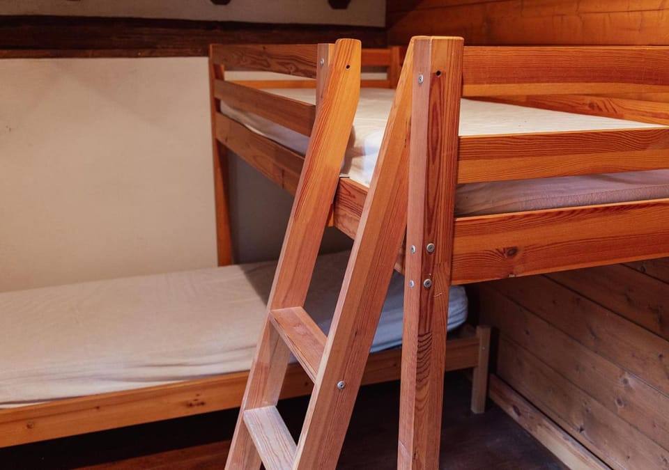 bunk bed